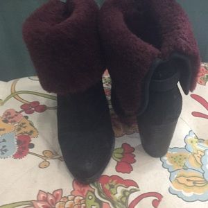 Ugg ankle booties SUPER CUTE